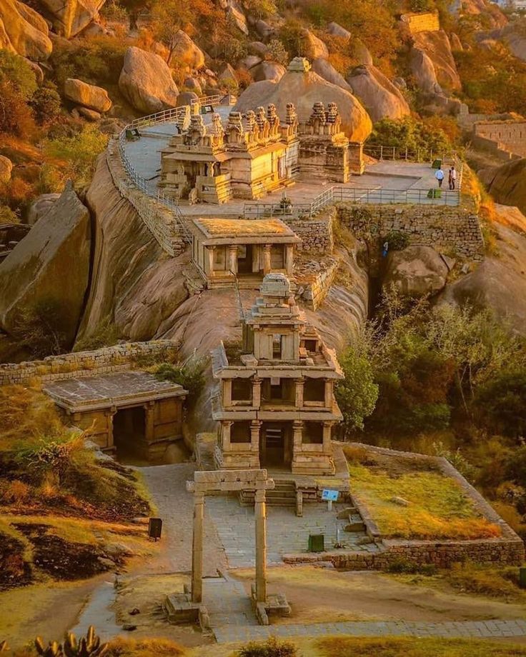 7N/8D Karnataka Luxury Package